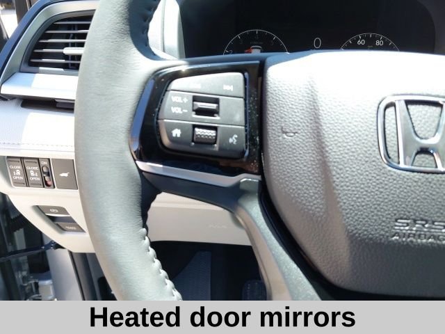 New 2026 Solar Silver Metallic Honda Touring image 13