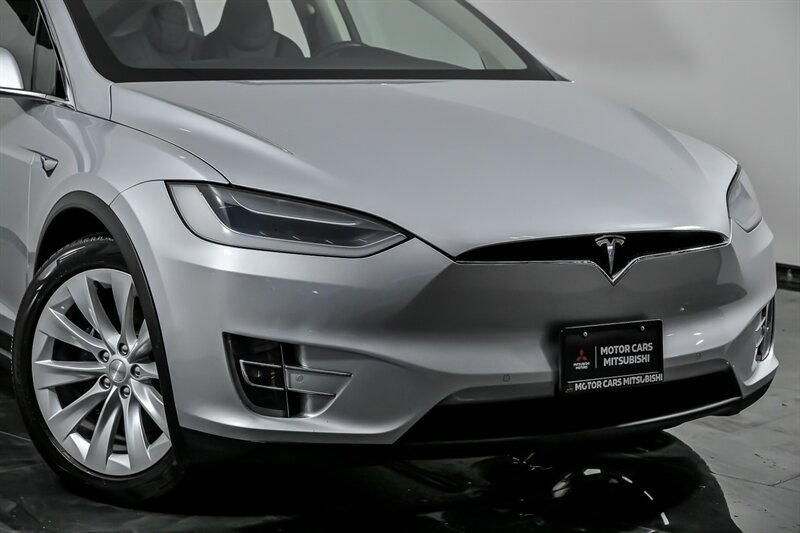 Used 2018 Tesla Model X 75D with VIN 5YJXCDE21JF089782 for sale in Aurora, IL