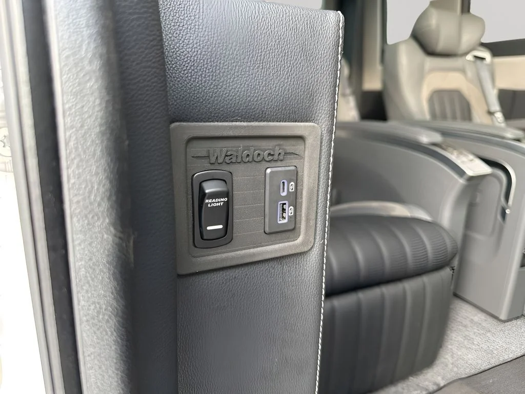 2025 RAM ProMaster Window Van Base - Photo 21