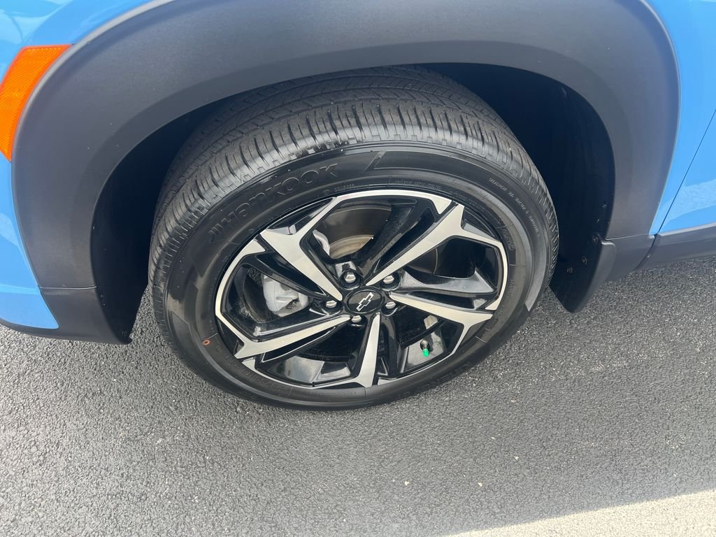 Used 2023 Blue Chevrolet RS image 9