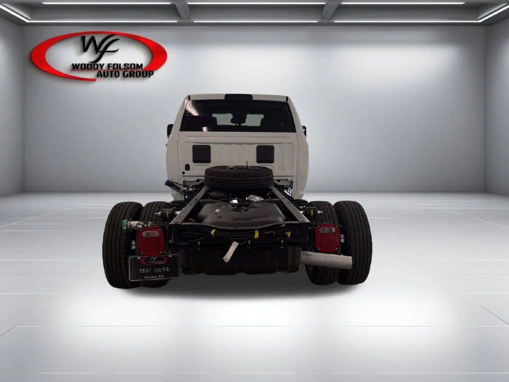 New 2027 Bright White Clear-Coat Paint RAM Tradesman image 6