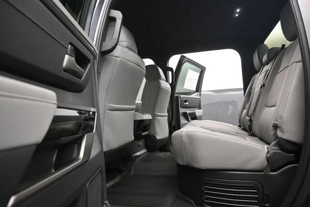 2026 Toyota Tundra Limited - Photo 12