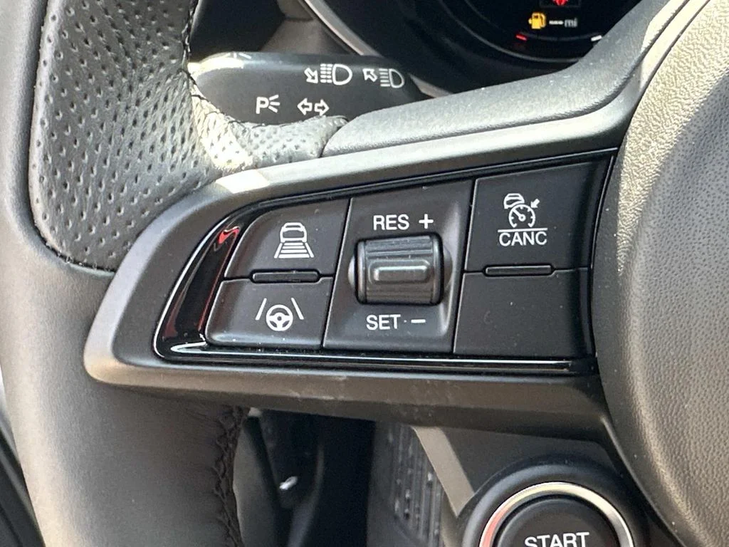 2026 Alfa Romeo Giulia Base - Photo 29