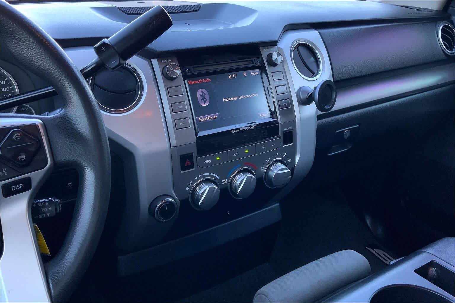 Used 2015 Blue Ribbon Metallic Toyota SR5 image 6