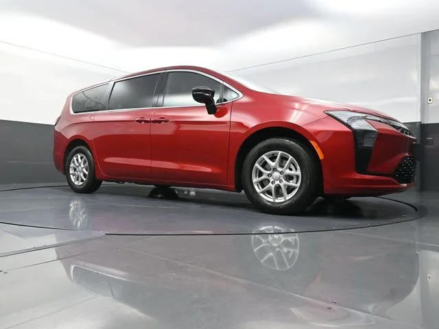 New 2027 Red Hot Pearl-Coat Exterior Paint Chrysler Select image 19