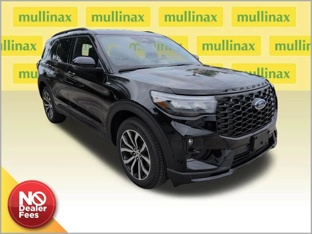2026 Ford Explorer ST-LINE RWD's photo