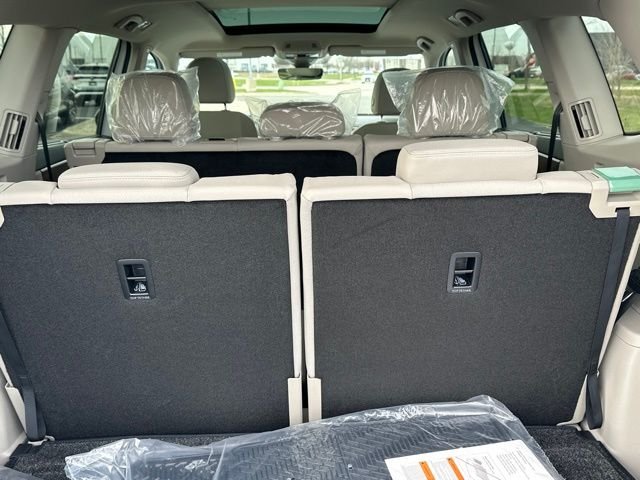 2026 Volkswagen Atlas SE w/Tech - Photo 17