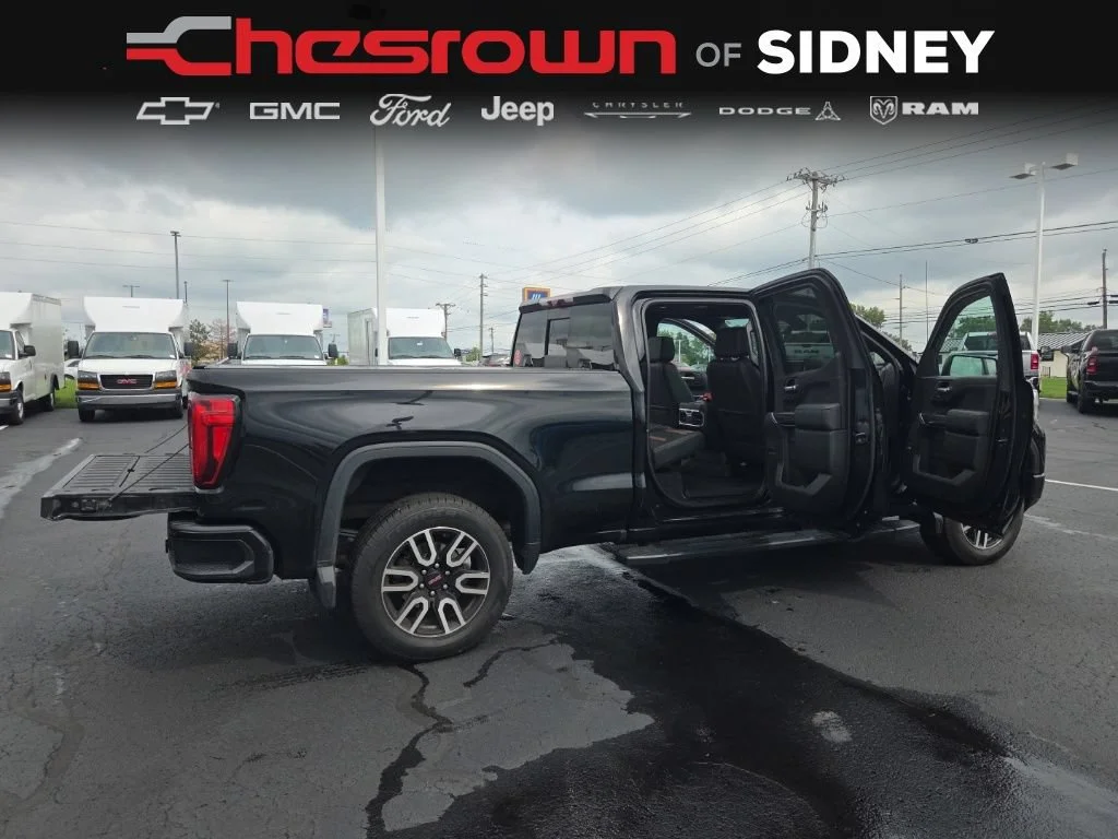 Used 2020 ONYX BLACK GMC AT4 image 15