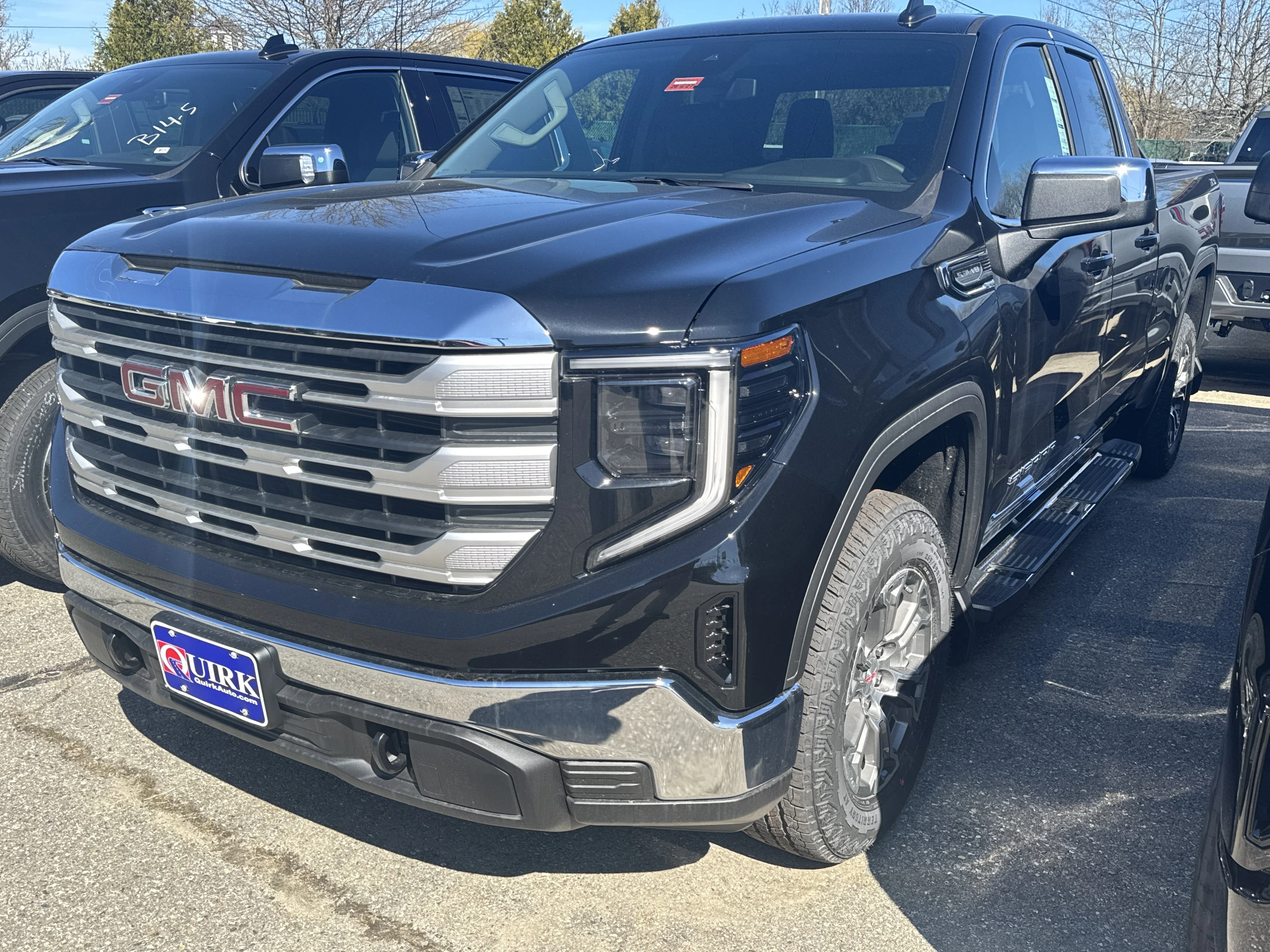 2026 GMC Sierra 4WD Double Cab Standard Box SLE's photo