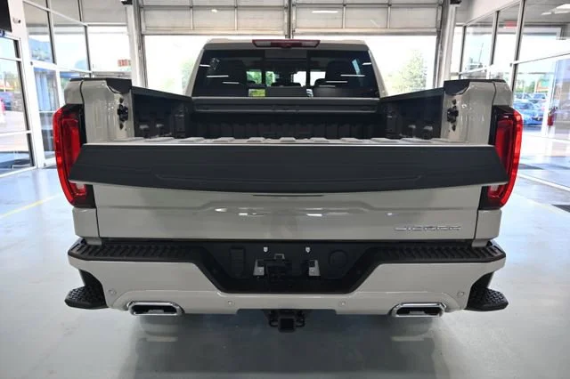 2026 GMC Sierra 1500 Denali - Photo 7