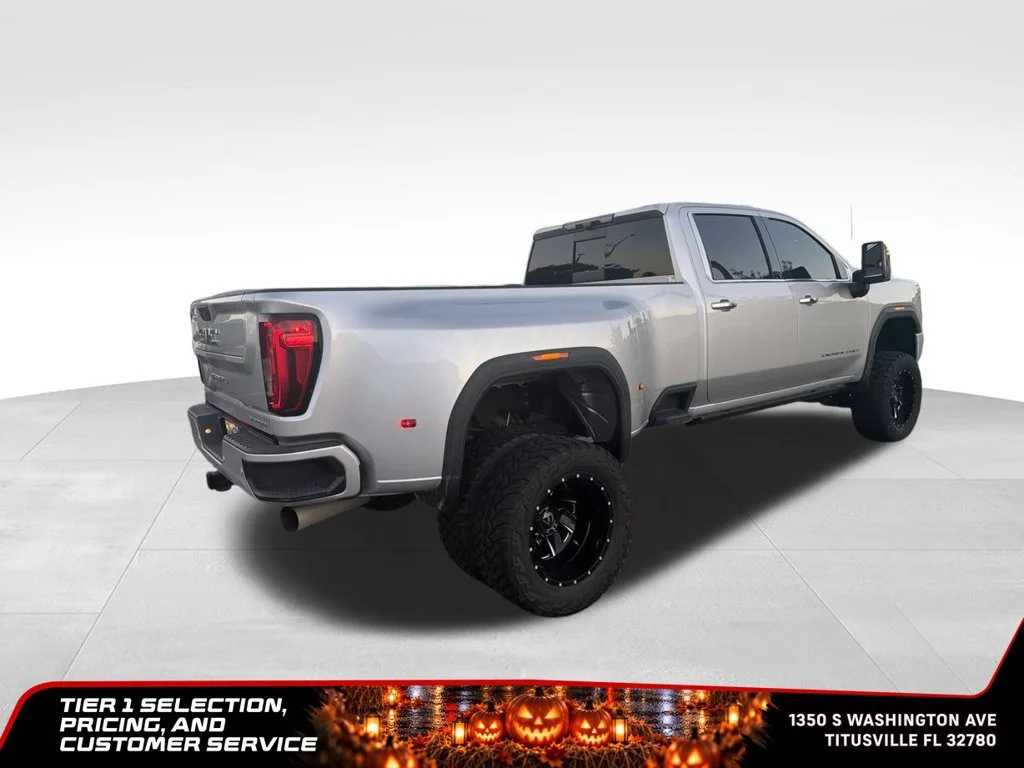 Used 2020 QUICKSILVER METALLIC GMC Denali image 12