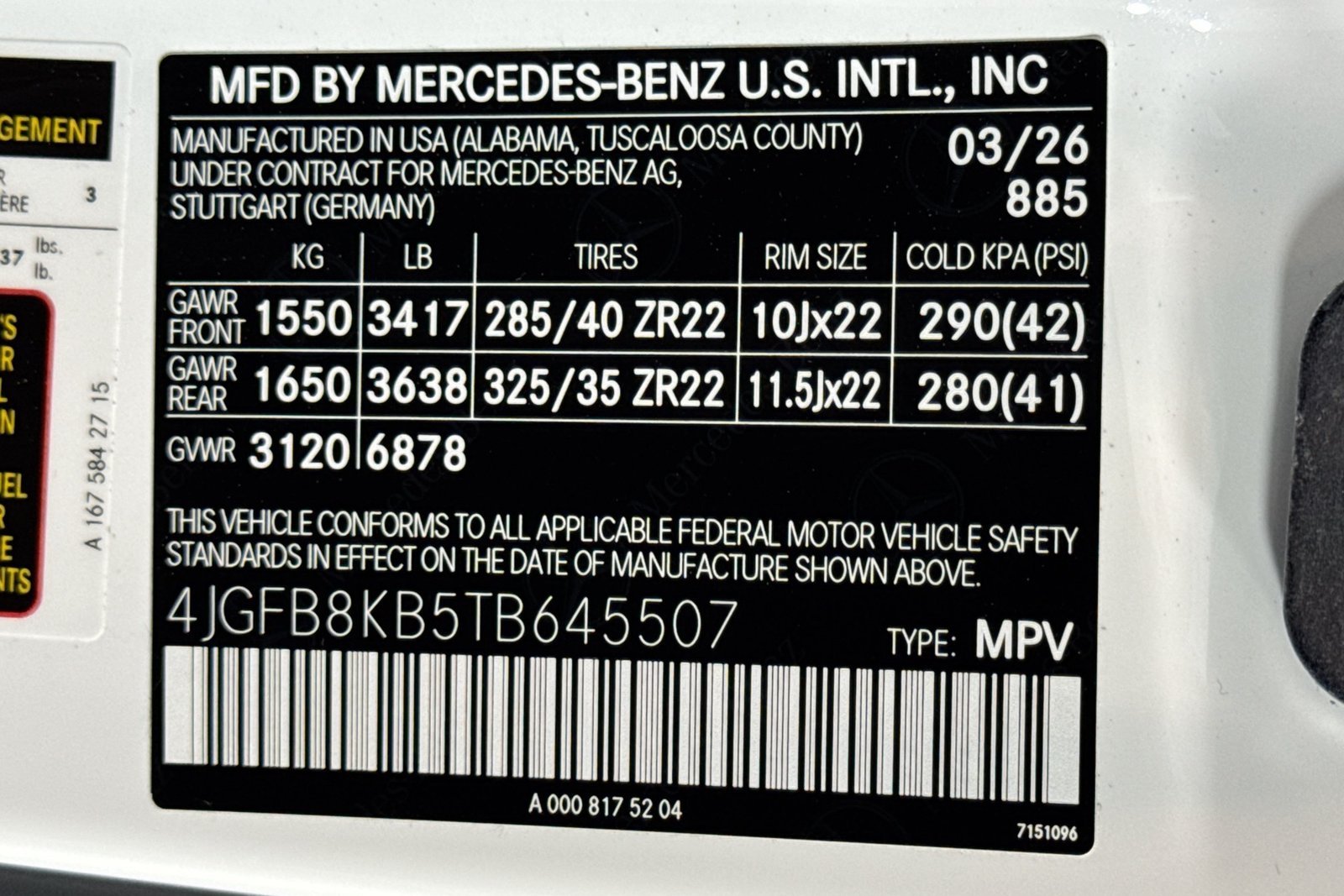 New 2026 MANUFAKTUR Moonlight White Metallic Mercedes-Benz AMG® GLE 63 S image 30
