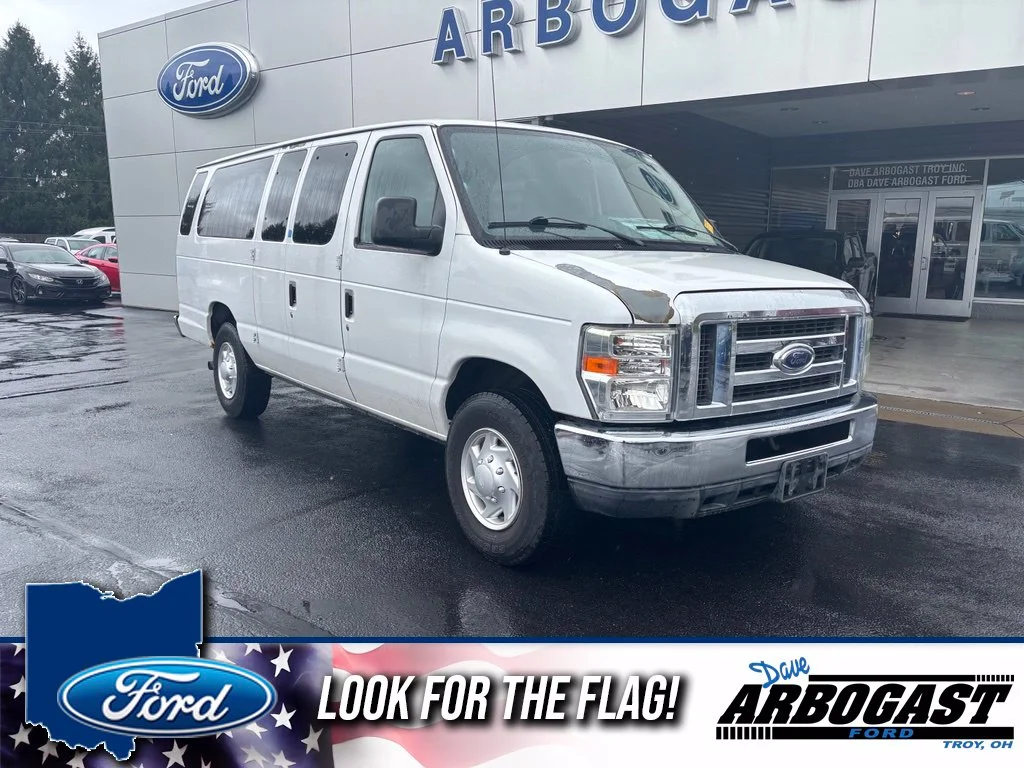 2011 Ford E-350SD