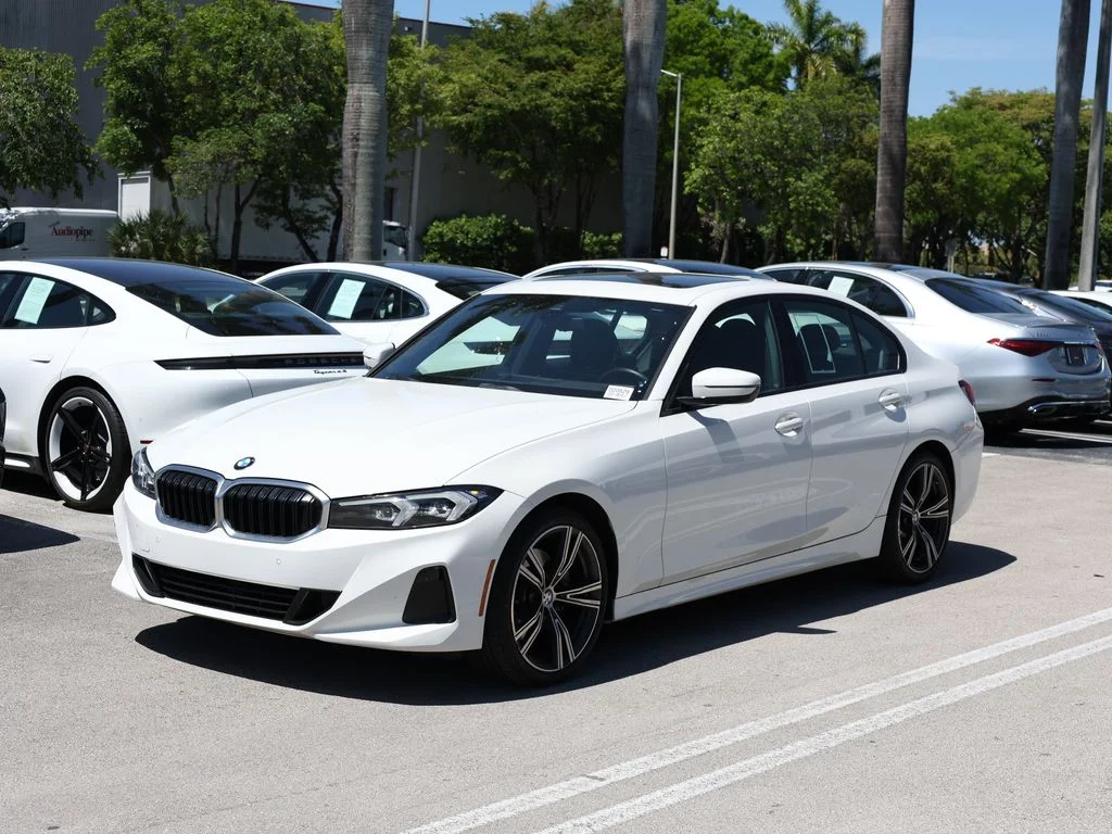 2023 BMW 3 Series 330i Sedan's photo