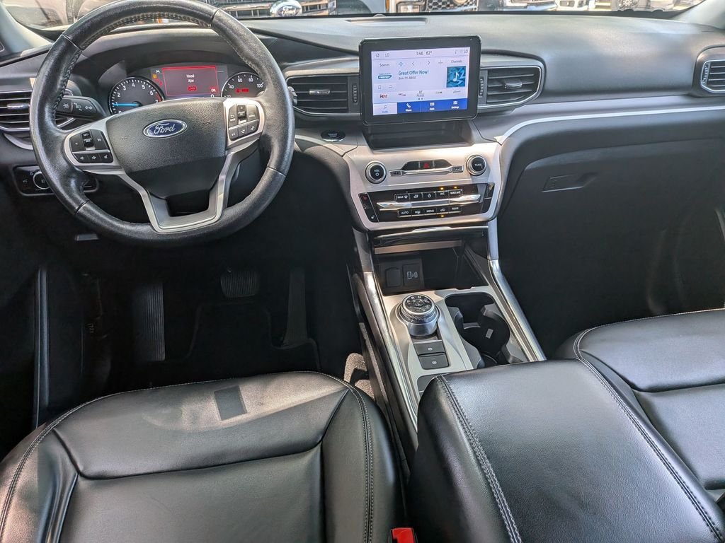 Used 2023 Black Ford XLT image 27
