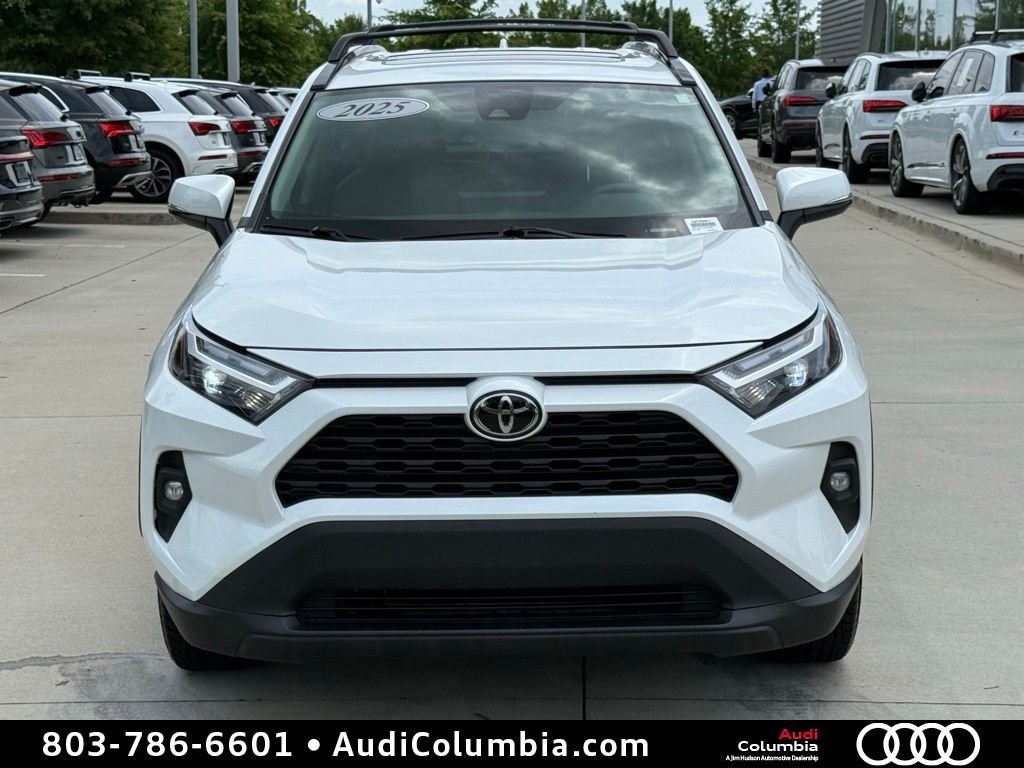 Used 2025 Beige Toyota XLE Premium image 8