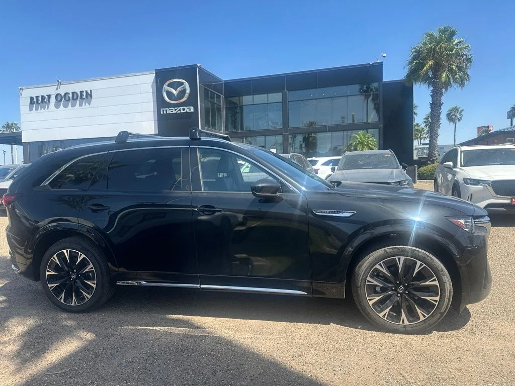 New 2026 Jet Black Mica Mazda 3.3 Turbo S Premium Plus AWD image 4
