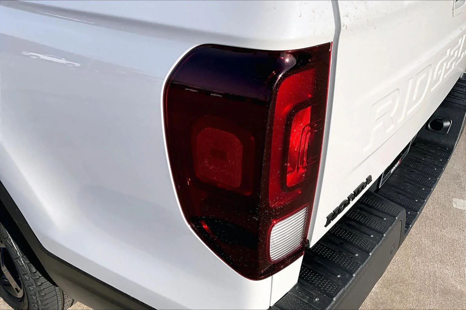2026 Honda Ridgeline Black Edition - Photo 14