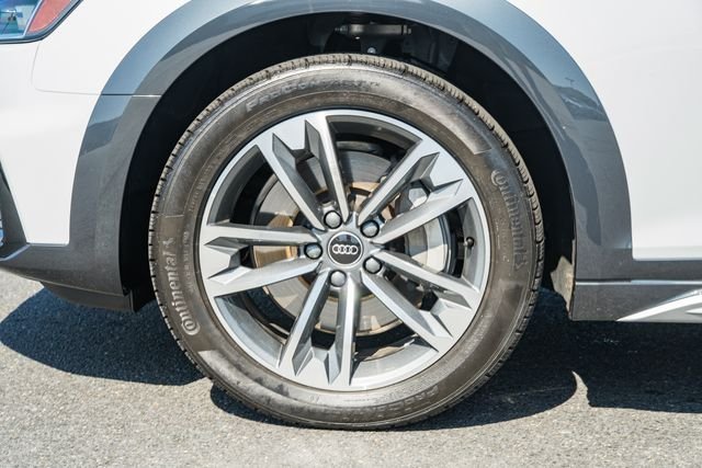 Used 2023 Glacier White Metallic Audi 45 Premium Plus image 18