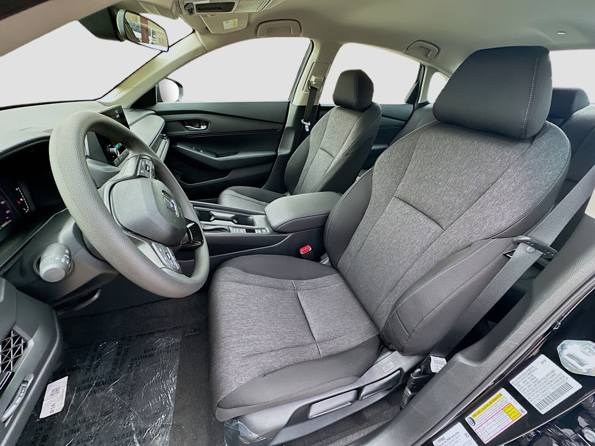 2025 Honda Accord LX - Photo 14