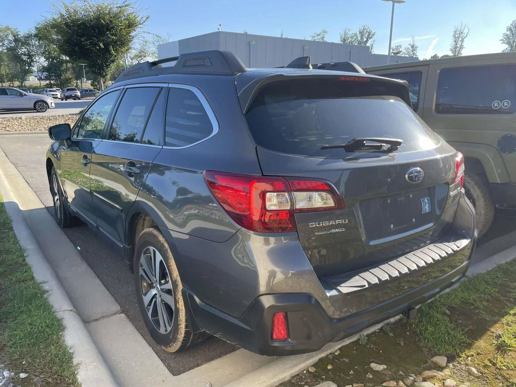 Used 2019 Magnetite Gray Metallic Subaru Limited image 3