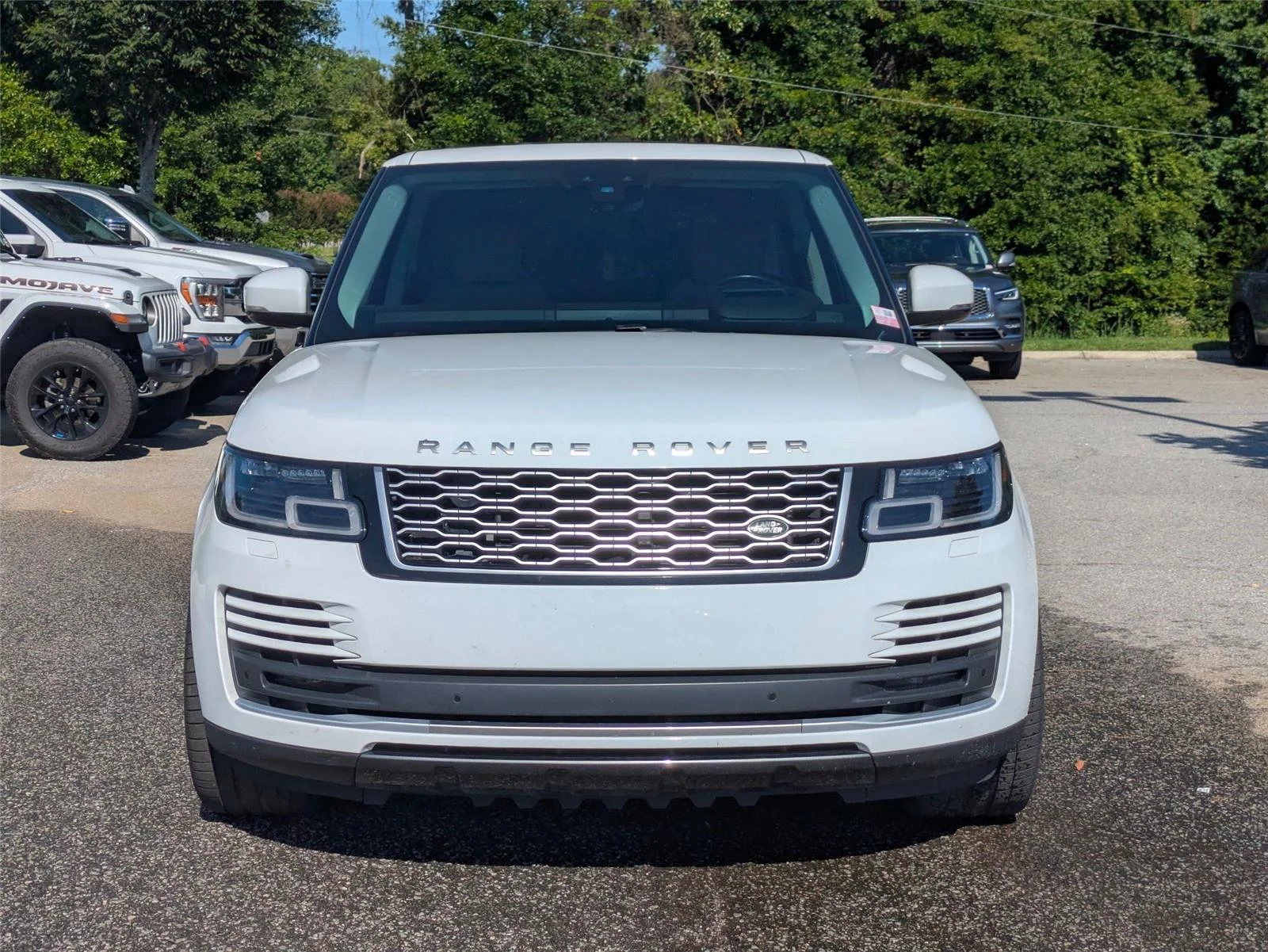 Used 2019  Land Rover HSE image 2