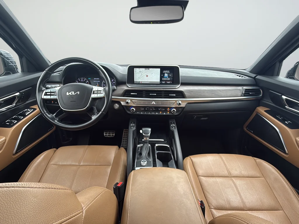 Used 2022 Gray Kia SX image 9