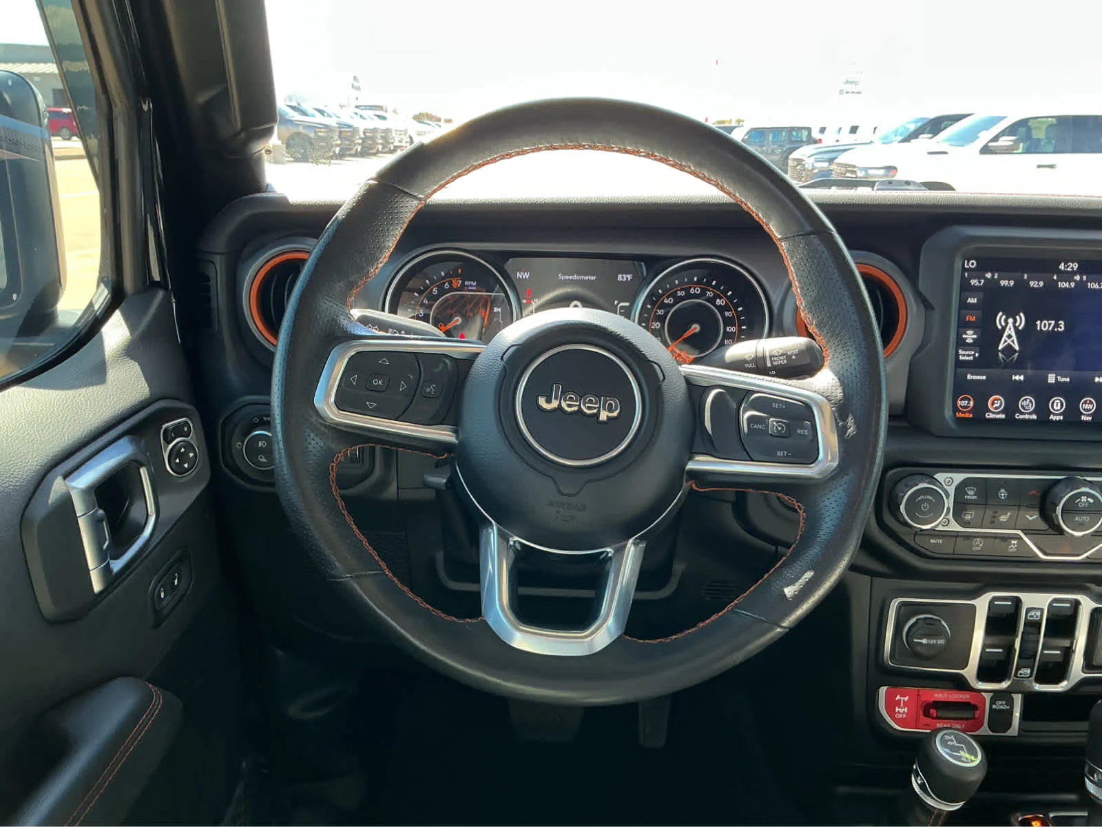 Used 2023 Black Clearcoat Jeep Mojave image 23