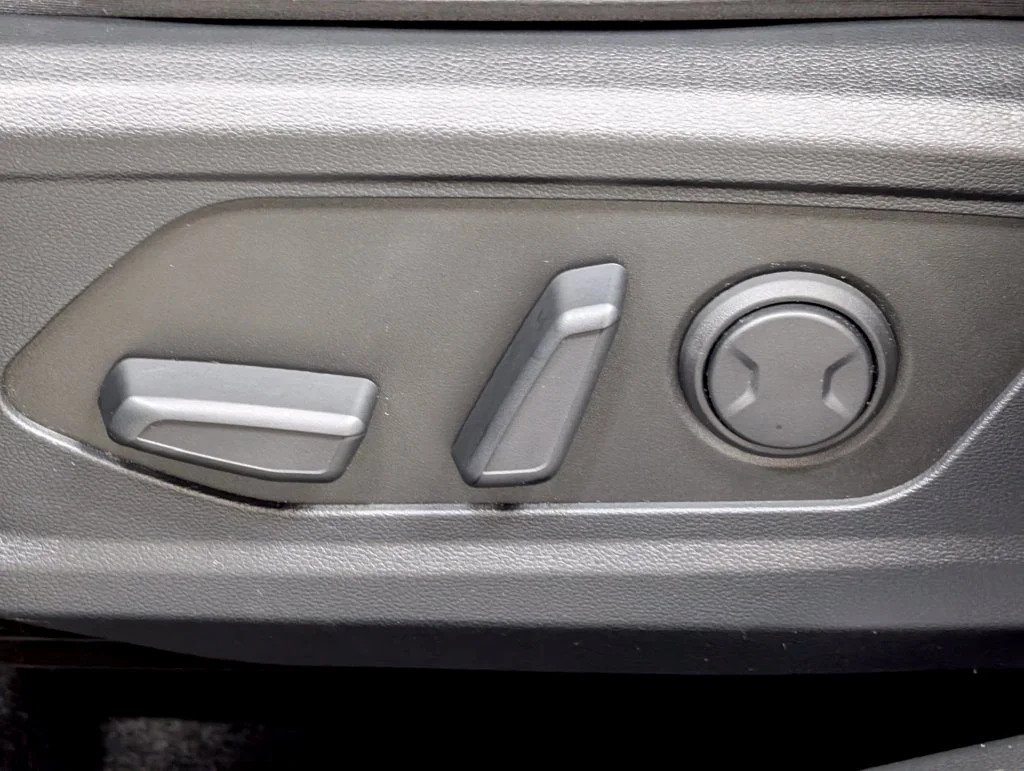Certified Used 2025 Atlantic Blue Hyundai SEL Convenience image 13