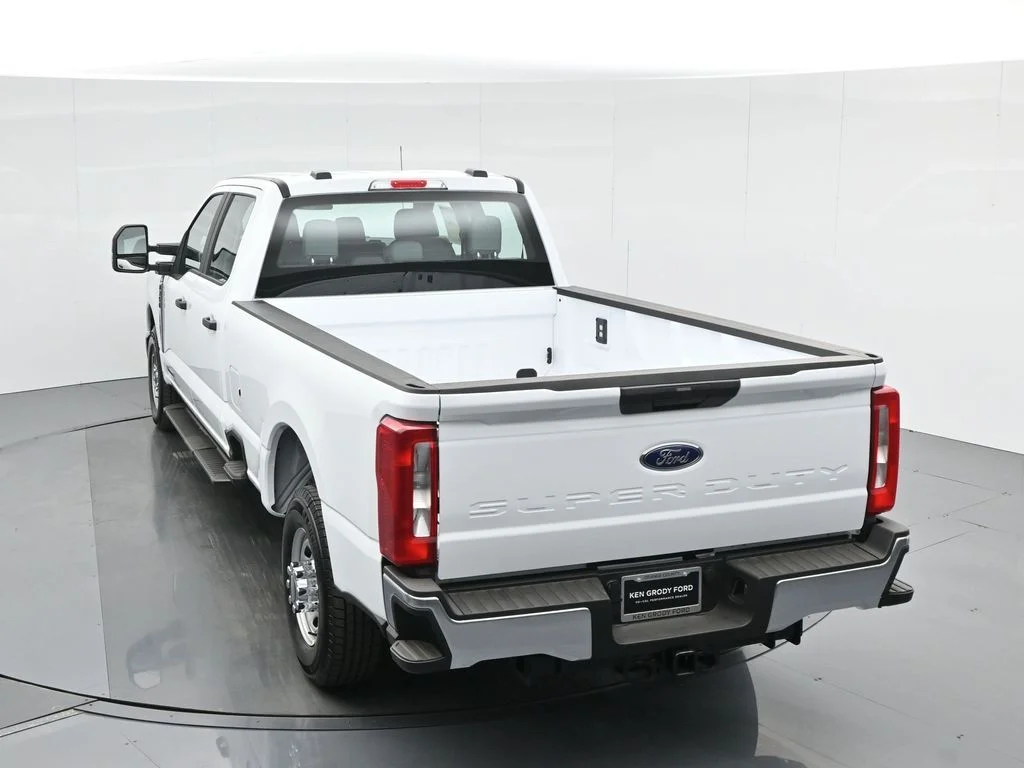2026 Ford F-350 Super Duty XL - Photo 42