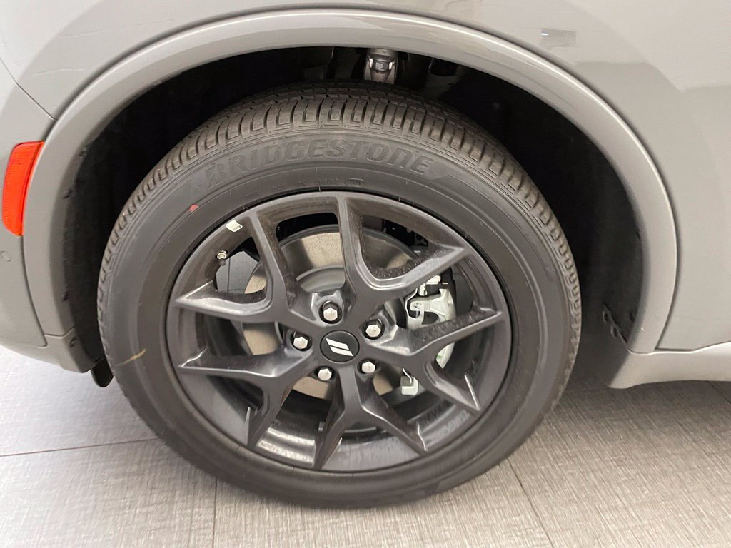 New 2026 Destroyer Gray Clear-Coat Exterior Paint Dodge GT Plus HEMI V8 America 250 image 10