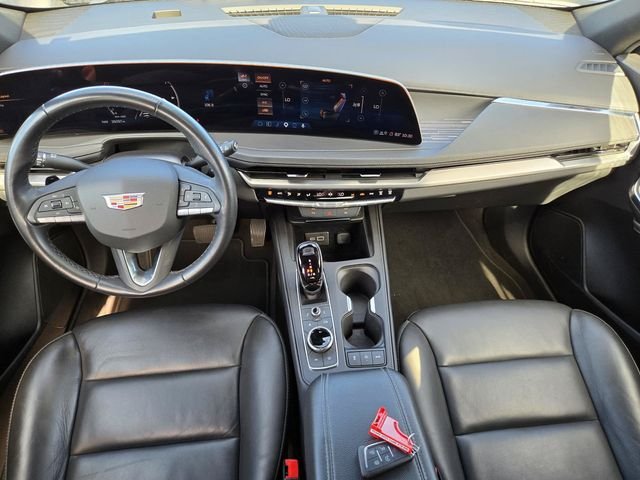 Used 2025 Silver Cadillac Premium Luxury image 19