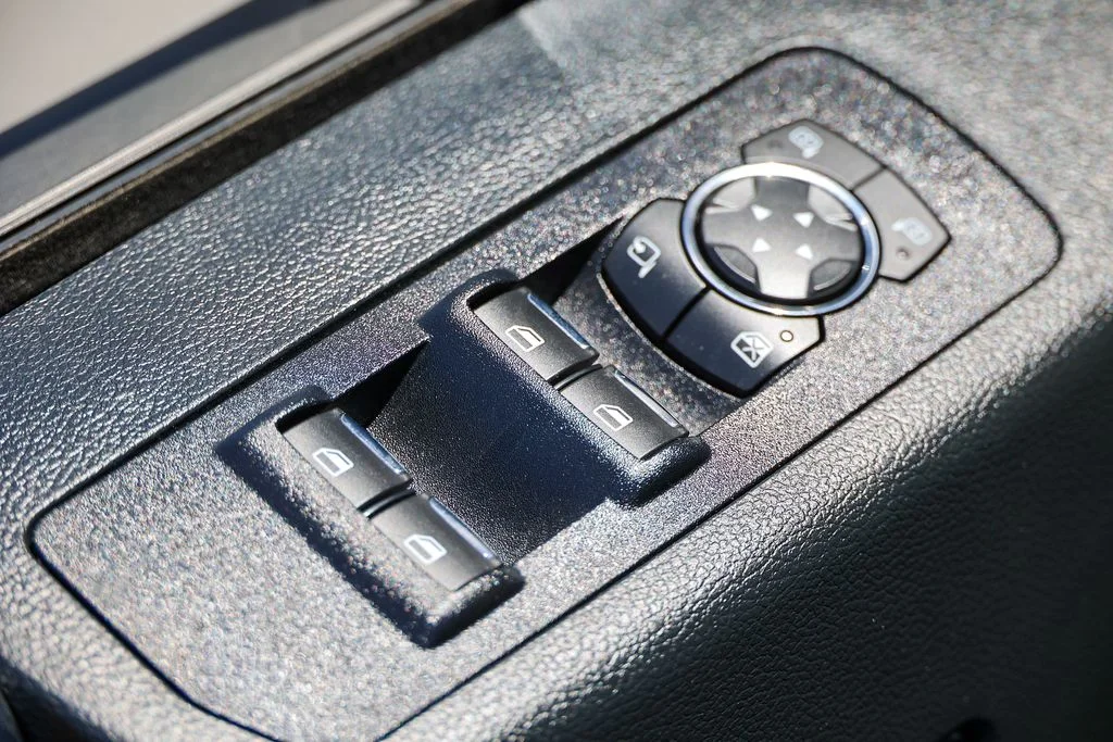 Used 2019 Red Ford Lariat image 6