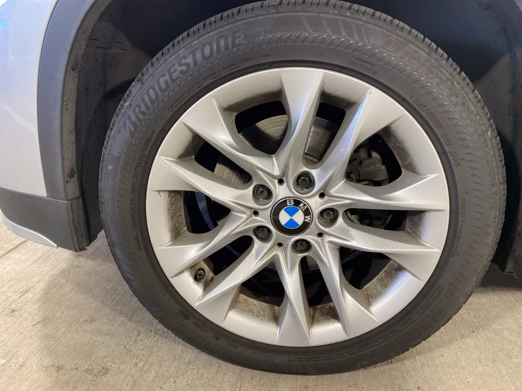Used 2015 Glacier Silver Metallic BMW xDrive28i image 16