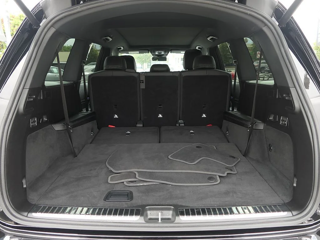 Used 2025 Black Mercedes-Benz GLS 450 image 21