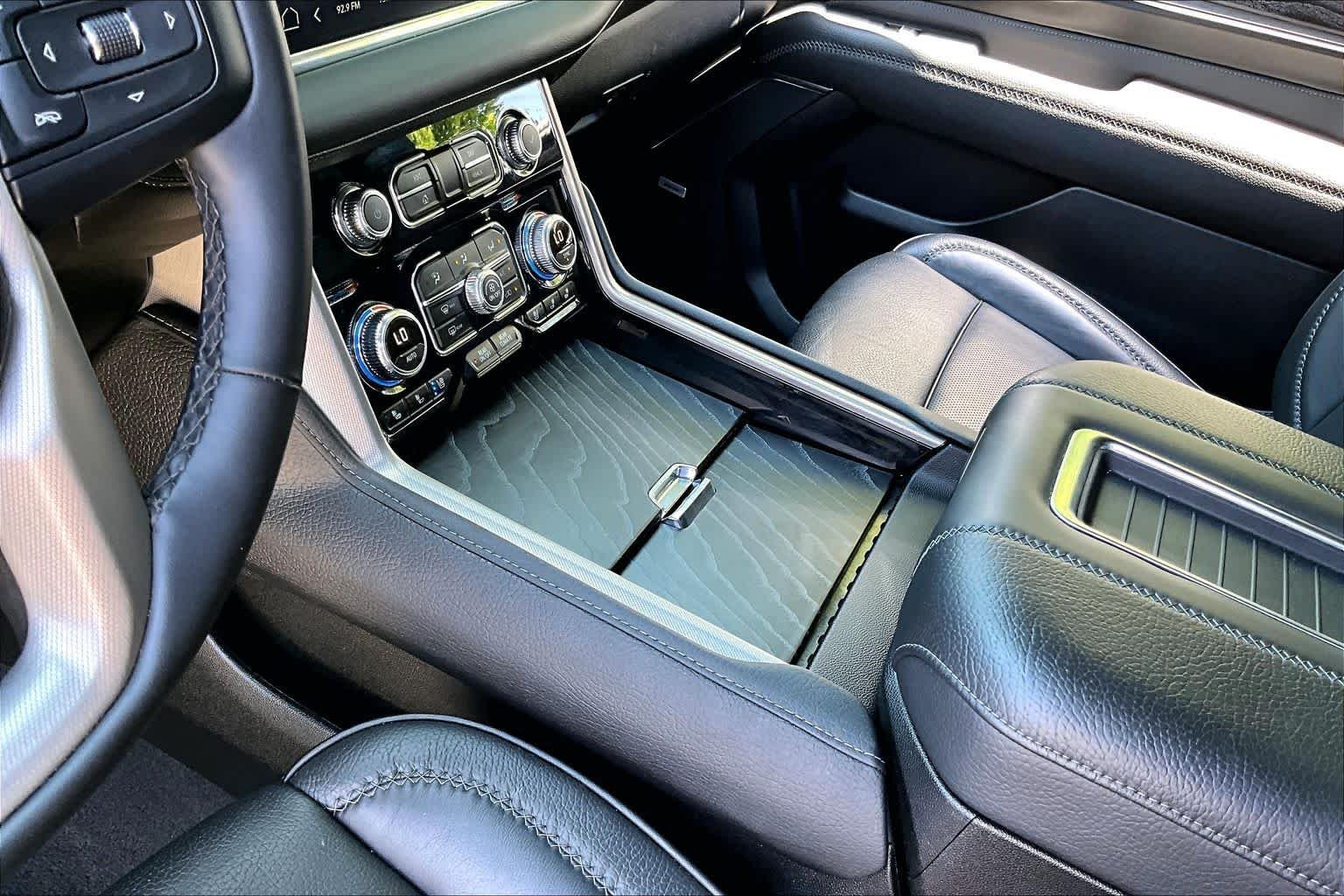 Used 2024 Titanium Rush Metallic GMC Denali image 15