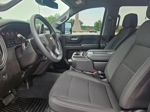 2026 Chevrolet Silverado 2500 HD Custom - Photo 9