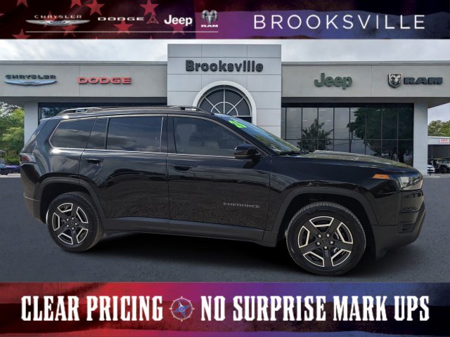 New 2026 Diamond Black Crystal Pearl-Coat Exterior Paint Jeep Limited image 1