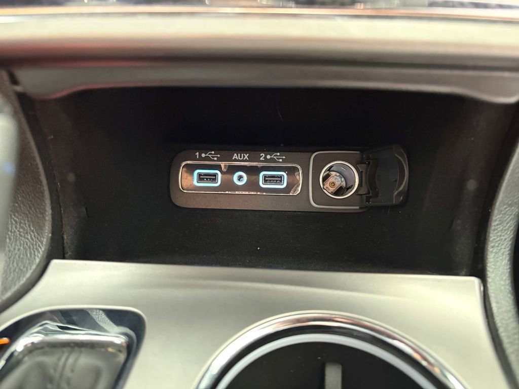 Used 2022 Sting-Gray Clearcoat Jeep Laredo X image 18