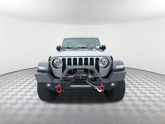 Used 2020 Silver Jeep Unlimited Sport Altitude image 2