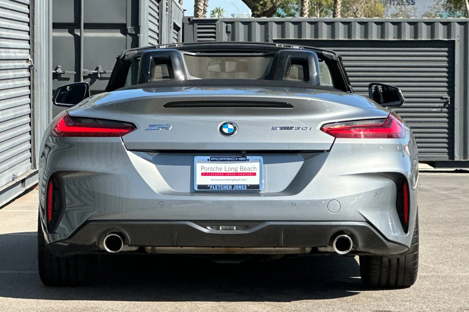 Used 2026 GREY BMW sDrive30i image 7