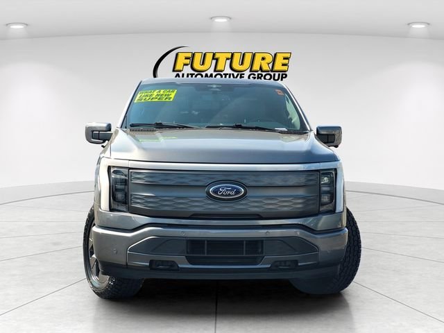 Used 2023 Gray Ford Lariat image 2