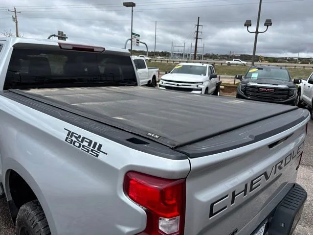 Used 2022 Silver Ice Metallic Chevrolet LT Trail Boss image 20