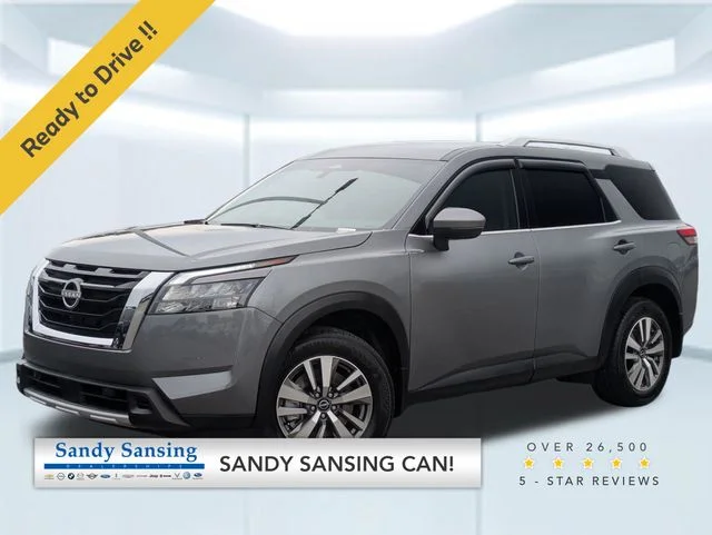 2025 Nissan Pathfinder SL 2WD's photo
