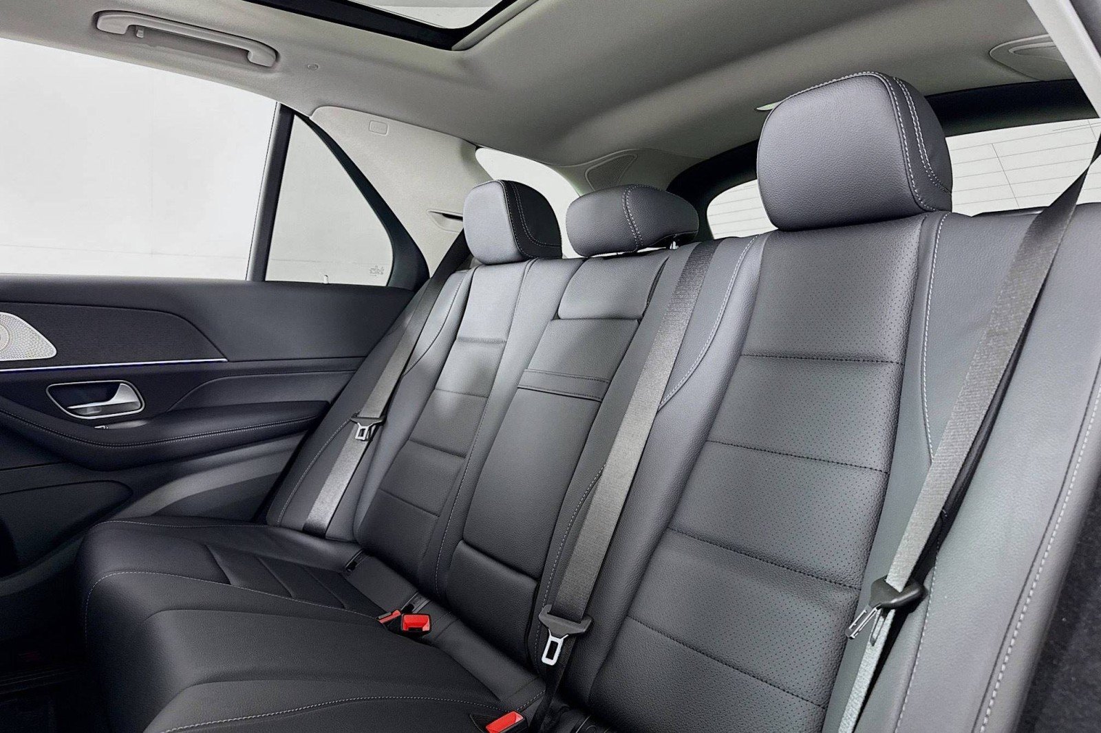 New 2026 Selenite Grey Metallic Mercedes-Benz GLE 350 4MATIC® SUV image 7