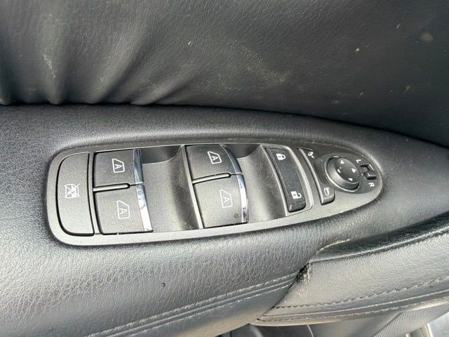 Used 2022 Gun Metallic Nissan SL image 12