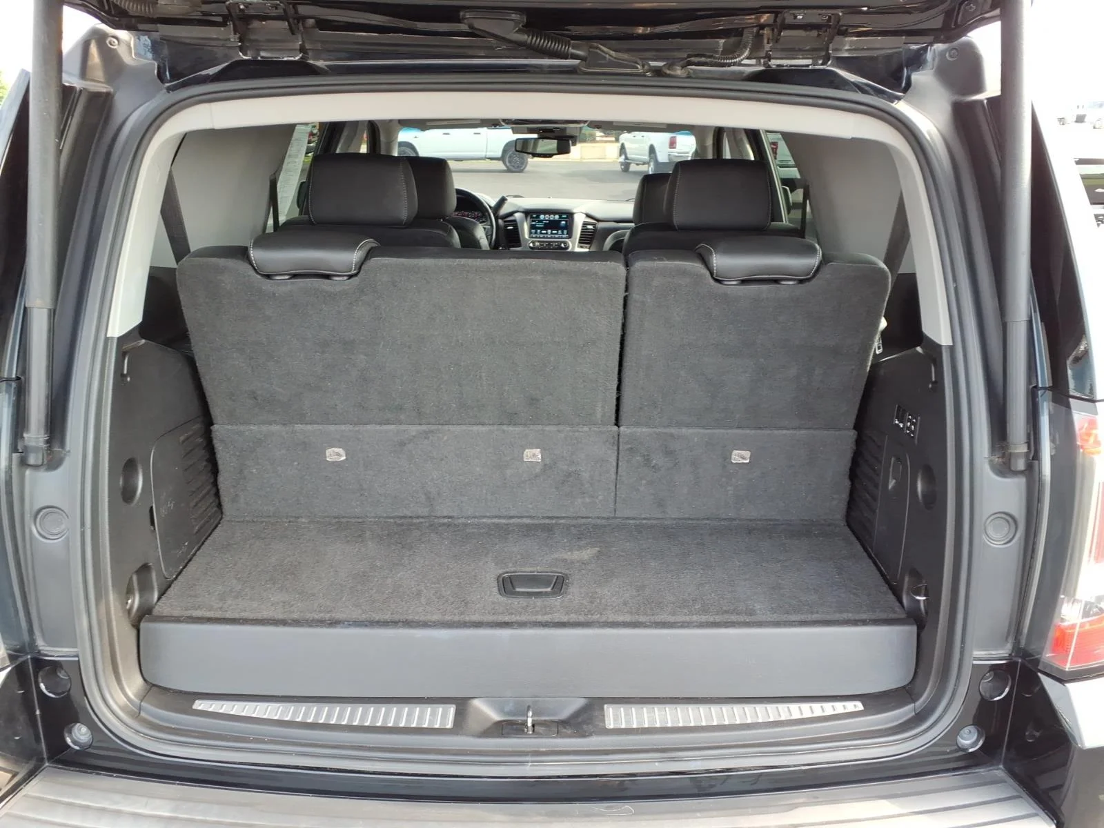 Used 2019 Onyx Black GMC SLT image 13