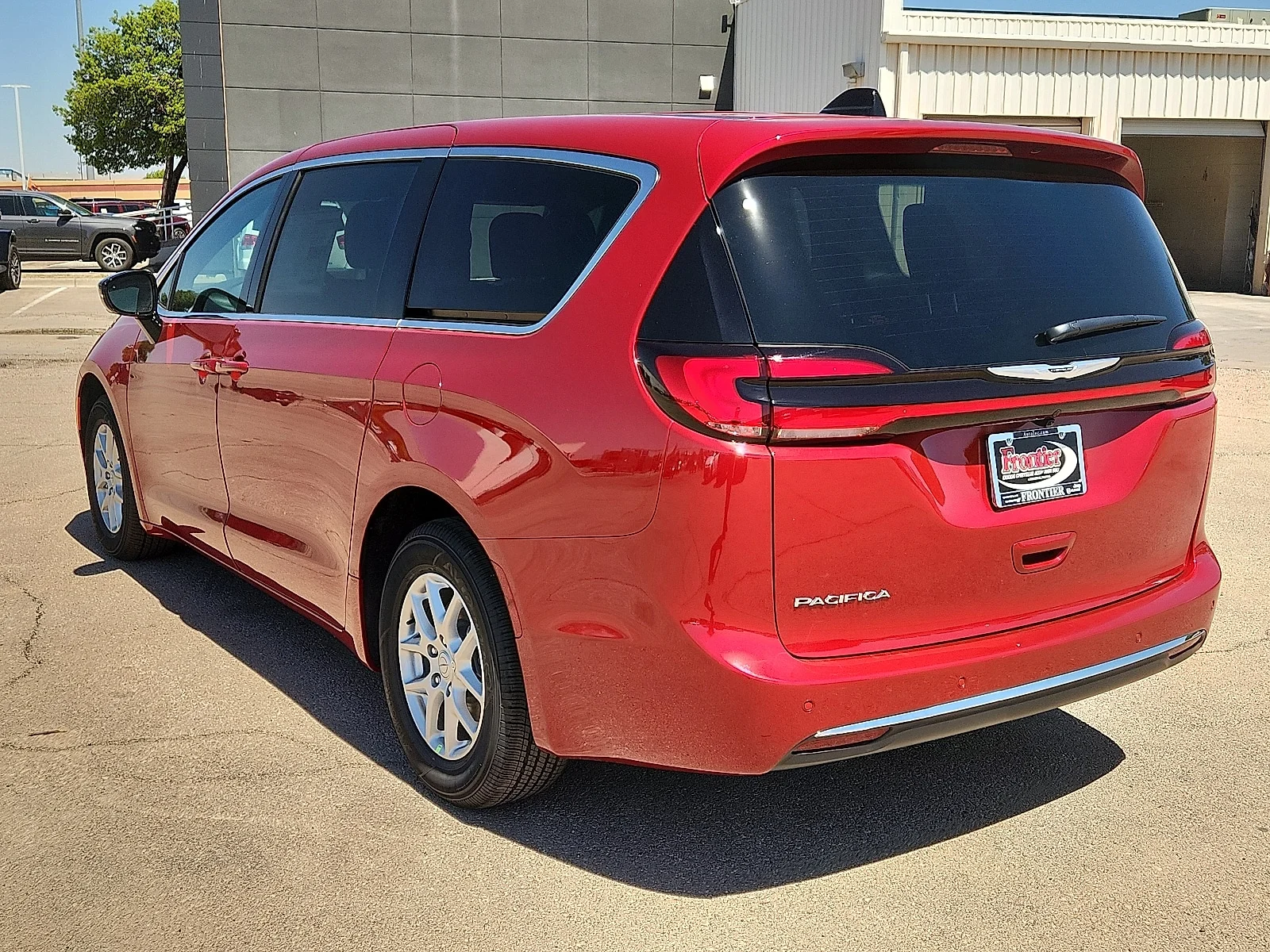 New 2026 Red Hot Pearl-Coat  Paint Chrysler SELECT image 3