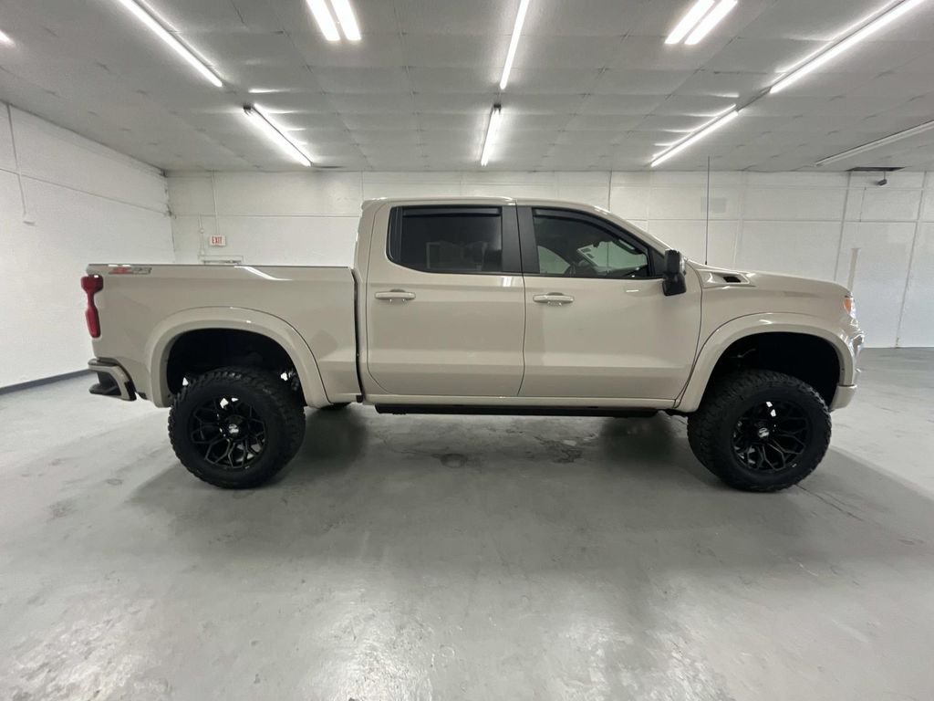 New 2026 White Sands Chevrolet RST image 2