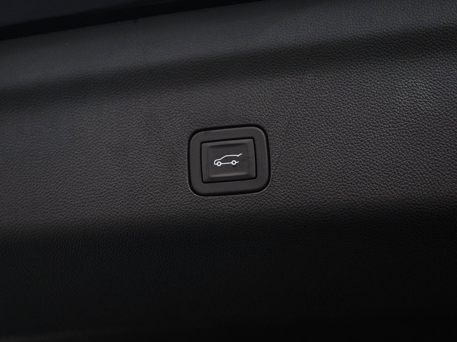 2026 Chevrolet Tahoe RST - Photo 9